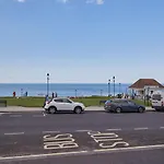 Host & Stay - Beach Haven
